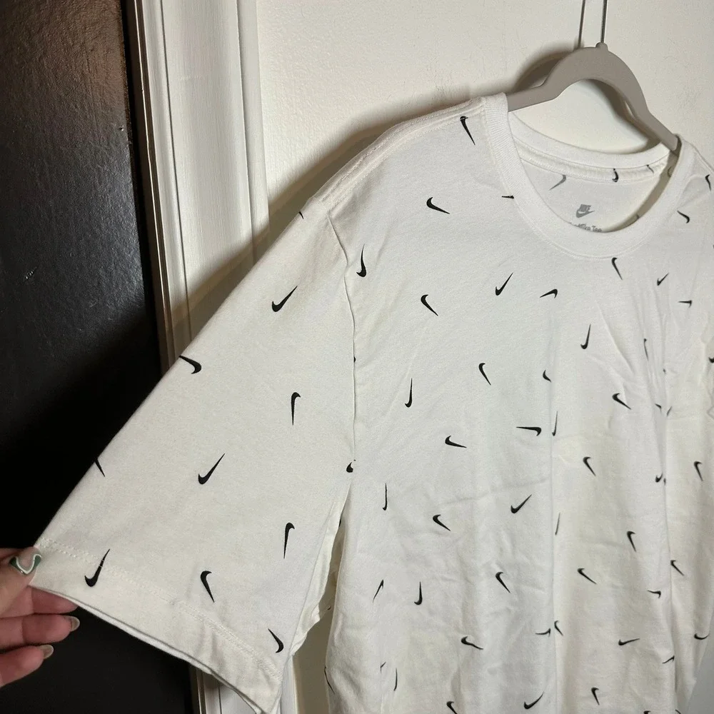 Nike The Nike Tee XXL White Black Swoosh All Over Print AOP T-Shirt Men's Club